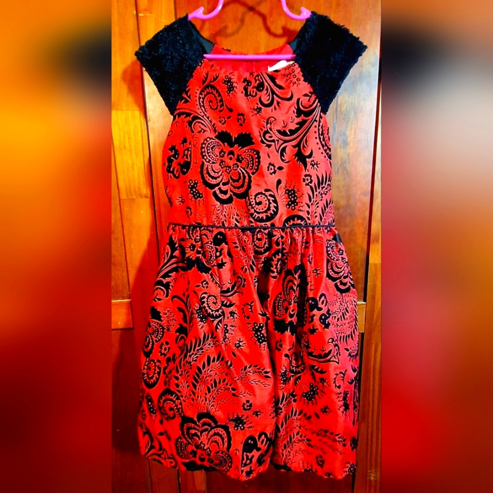 WONDER NATION Red and Black Dress